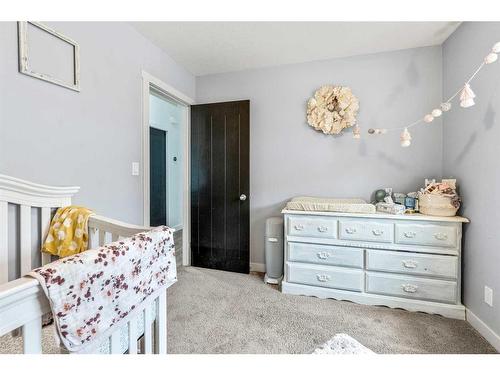 4631 62A Avenue, Taber, AB - Indoor Photo Showing Bedroom