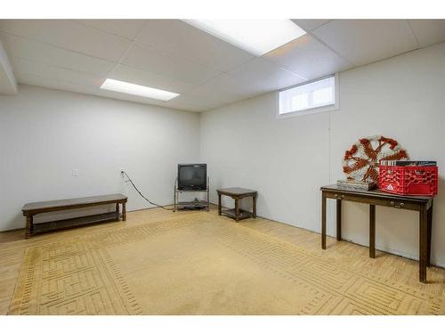 1717 15 Avenue South, Lethbridge, AB - Indoor Photo Showing Basement