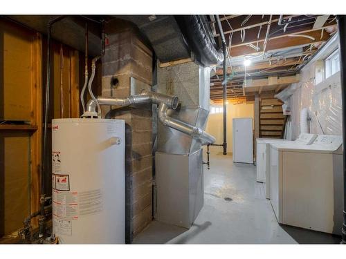 1717 15 Avenue South, Lethbridge, AB - Indoor Photo Showing Basement