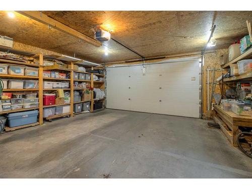 108 Mt Sundance Crescent West, Lethbridge, AB - Indoor Photo Showing Garage