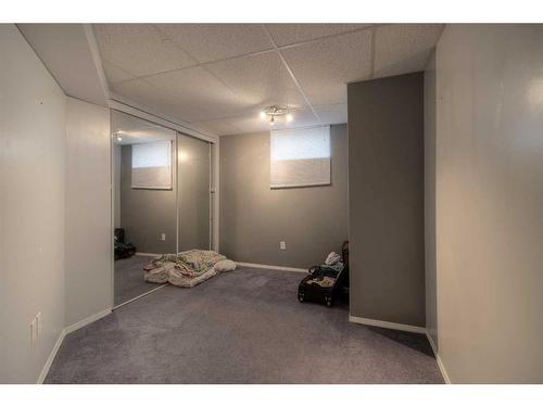 2219 20 Avenue, Coaldale, AB - Indoor Photo Showing Other Room