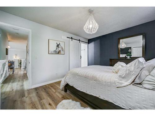 1004 24 Avenue, Coaldale, AB - Indoor Photo Showing Bedroom