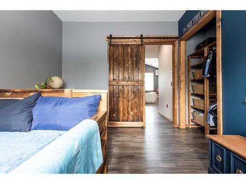 5428 Township Road 121, Rural Cypress County, AB - Indoor Photo Showing Bedroom