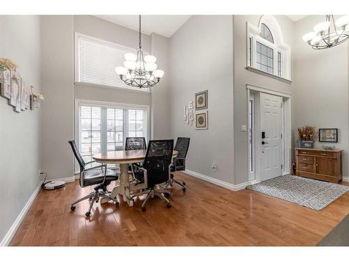 4918 40 Street, Taber, AB - Indoor Photo Showing Dining Room