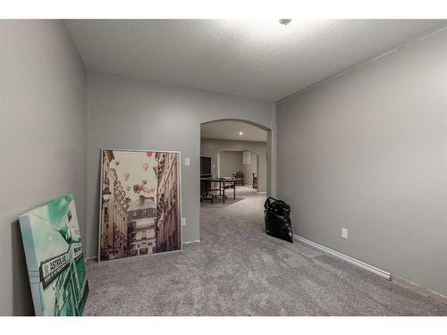 4918 40 Street, Taber, AB - Indoor