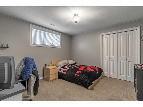 4918 40 Street, Taber, AB - Indoor Photo Showing Bedroom