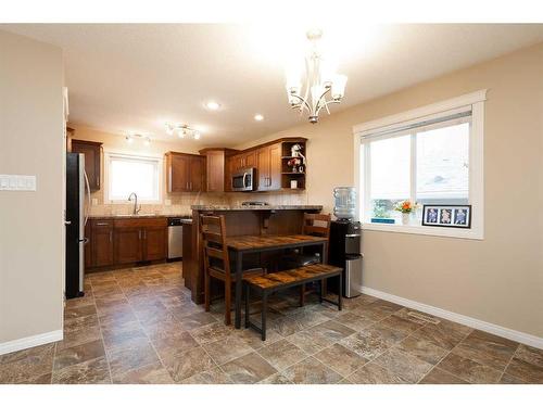 1116 13 Street South, Lethbridge, AB - Indoor