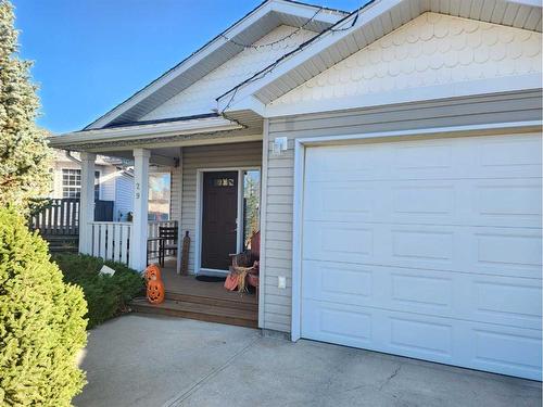 29 Blackfoot Crescent West, Lethbridge, AB - Outdoor With Deck Patio Veranda