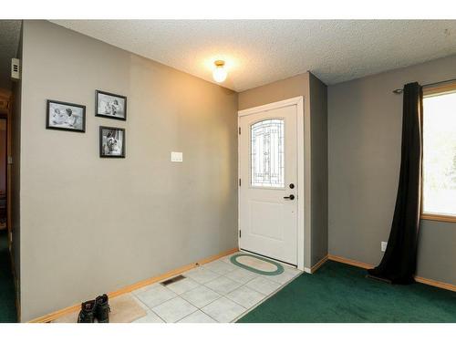 2022 23Rd Avenue North, Lethbridge, AB - Indoor Photo Showing Other Room