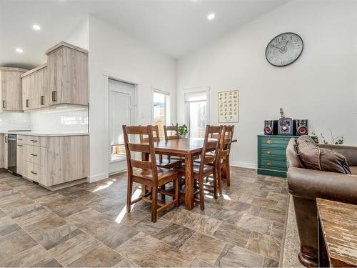 734 30 Street, Fort Macleod, AB - Indoor Photo Showing Dining Room