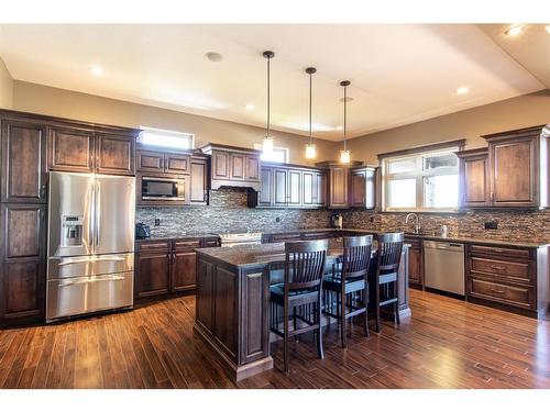 14 Countrylane Blvd, Rural Taber, M.D. Of, AB - Indoor Photo Showing Kitchen With Upgraded Kitchen