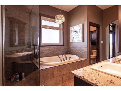 14 Countrylane Blvd, Rural Taber, M.D. Of, AB - Indoor Photo Showing Bathroom