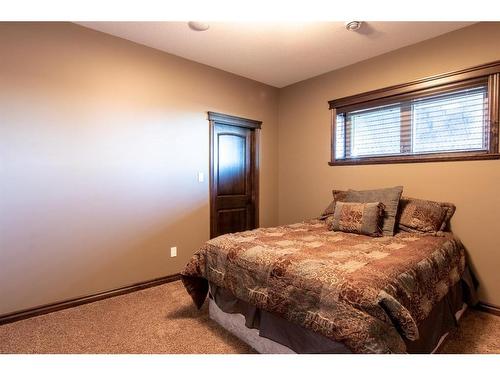 14 Countrylane Blvd, Rural Taber, M.D. Of, AB - Indoor Photo Showing Bedroom