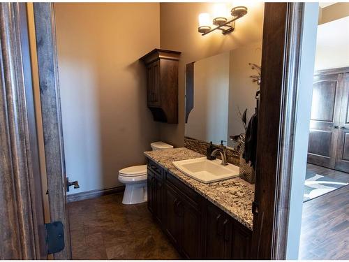 14 Countrylane Blvd, Rural Taber, M.D. Of, AB - Indoor Photo Showing Bathroom