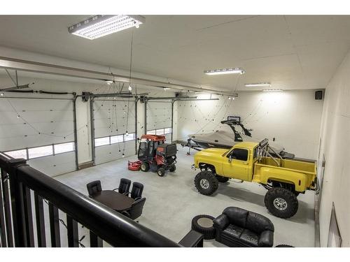 14 Countrylane Blvd, Rural Taber, M.D. Of, AB - Indoor Photo Showing Garage