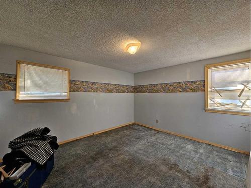 804 8 Avenue South, Lethbridge, AB - Indoor Photo Showing Other Room