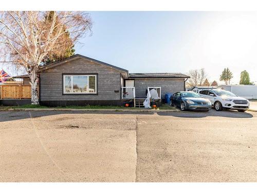 31-1410 43 Street South, Lethbridge, AB 