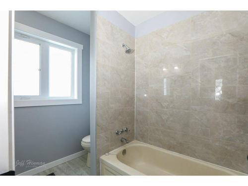 137 3Rd Street South, Picture Butte, AB - Indoor Photo Showing Bathroom