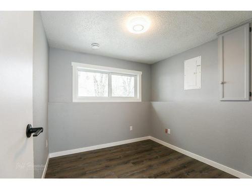 137 3Rd Street South, Picture Butte, AB - Indoor Photo Showing Other Room