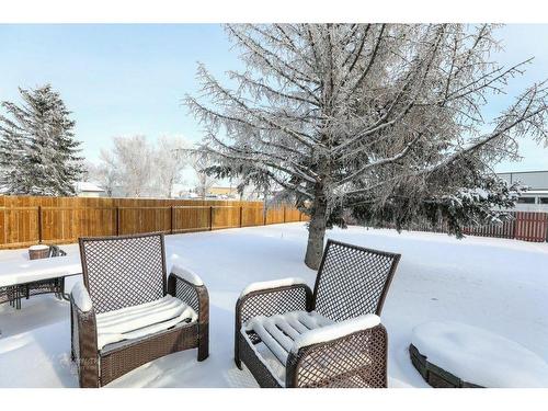 137 3Rd Street South, Picture Butte, AB - Outdoor