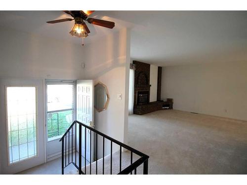 2502 22 Avenue South, Lethbridge, AB - Indoor Photo Showing Other Room