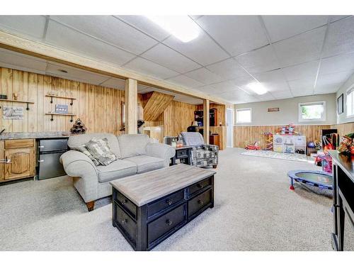 30 Purdue Court West, Lethbridge, AB - Indoor Photo Showing Basement