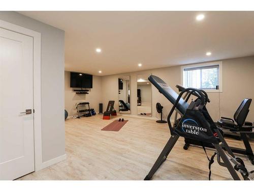 2 Hill Drive-213026 Twp Rd 70, Welling, AB - Indoor Photo Showing Gym Room