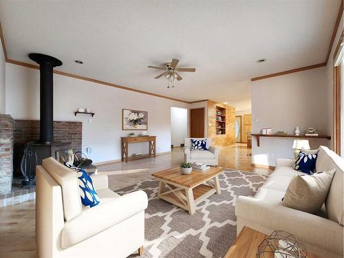 240 53 Avenue East, Claresholm, AB - Indoor Photo Showing Living Room