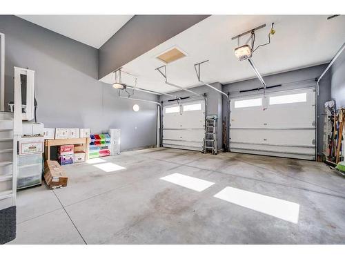 2018 30A Avenue, Coaldale, AB - Indoor Photo Showing Garage