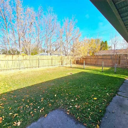 611 17 Street South, Lethbridge, AB - Outdoor