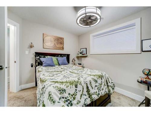 22 Northlander Road West, Lethbridge, AB - Indoor Photo Showing Bedroom