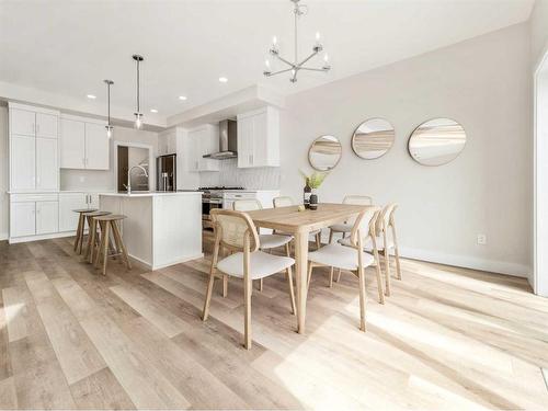 4622 31 Avenue South, Lethbridge, AB - Indoor Photo Showing Dining Room