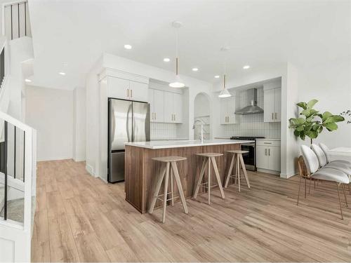 4626 31 Avenue South, Lethbridge, AB - Indoor Photo Showing Kitchen With Upgraded Kitchen