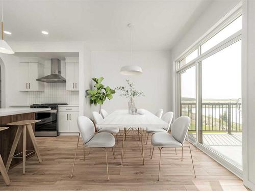 4626 31 Avenue South, Lethbridge, AB - Indoor Photo Showing Dining Room