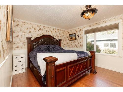 81 E 3 Avenue South, Magrath, AB - Indoor Photo Showing Bedroom