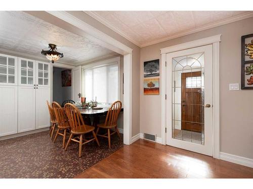 81 E 3 Avenue South, Magrath, AB - Indoor Photo Showing Dining Room