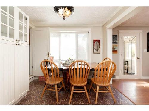 81 E 3 Avenue South, Magrath, AB - Indoor Photo Showing Dining Room