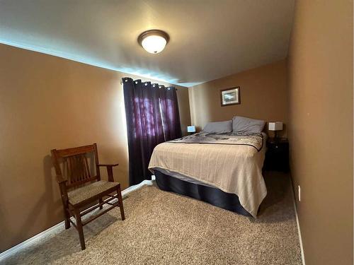 1406 85 Street, Coleman, AB - Indoor Photo Showing Bedroom