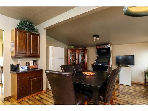 5015 52 Street, Taber, AB - Indoor Photo Showing Other Room