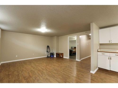 5015 52 Street, Taber, AB - Indoor