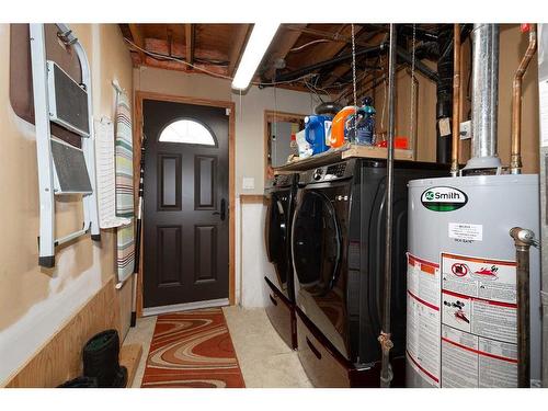 1602 20 Avenue North, Lethbridge, AB - Indoor Photo Showing Basement