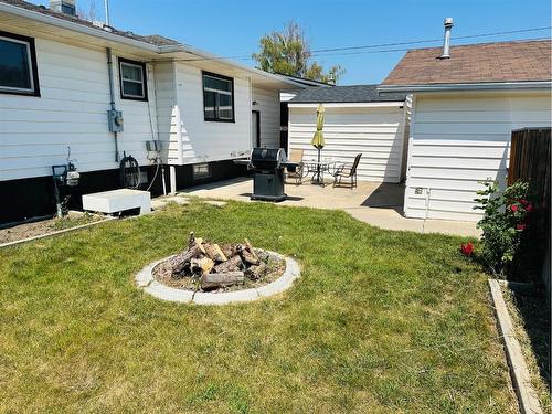 1131 29 Street South, Lethbridge, AB - Outdoor