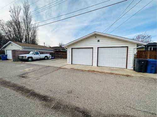 1131 29 Street South, Lethbridge, AB - Outdoor With Exterior