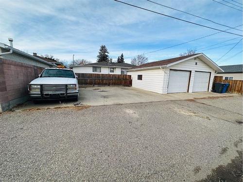 1131 29 Street South, Lethbridge, AB - Outdoor With Exterior