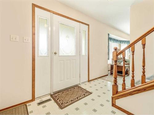 5810 46 Street, Taber, AB - Indoor Photo Showing Other Room