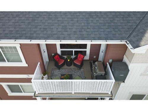 1-185 Silkstone Road West, Lethbridge, AB - Outdoor With Exterior