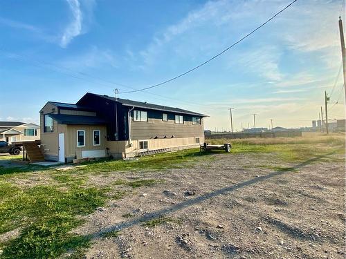 157 9 Street, Fort Macleod, AB - Outdoor