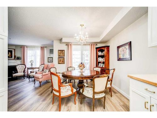 323-100 2 Avenue South, Lethbridge, AB - Indoor Photo Showing Dining Room