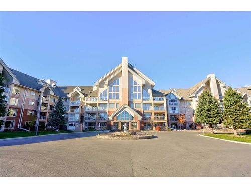 323-100 2 Avenue South, Lethbridge, AB - Outdoor With Facade