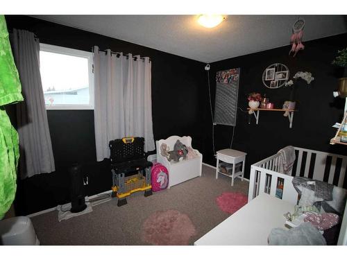 2107 10 Street, Coaldale, AB - Indoor